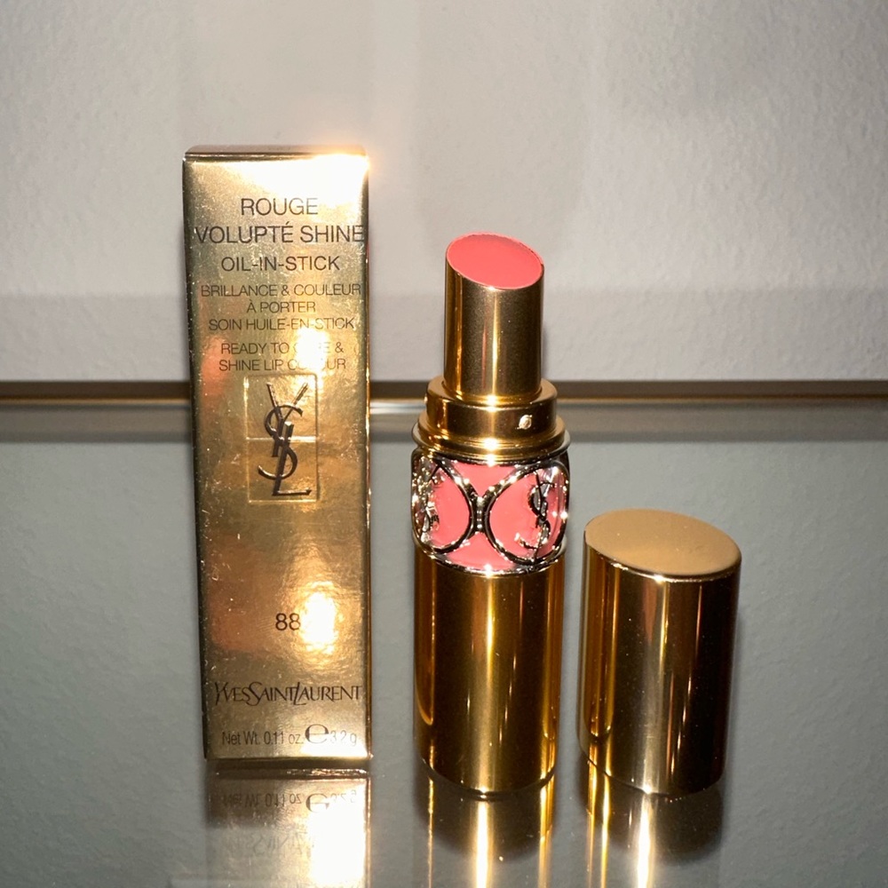 YSL LIPSTICK Color 88 Rose Nu